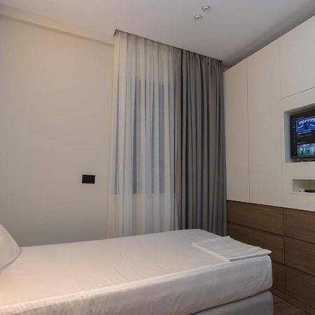 Diora'S Hotel And Apartments Vlorë 外观 照片